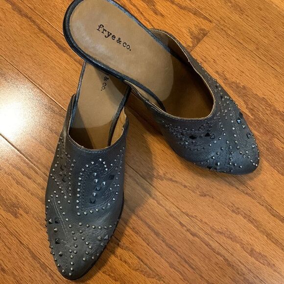 Frye & Co Size 11 Phoenix pewter heeled studded mule shoes NWOT
